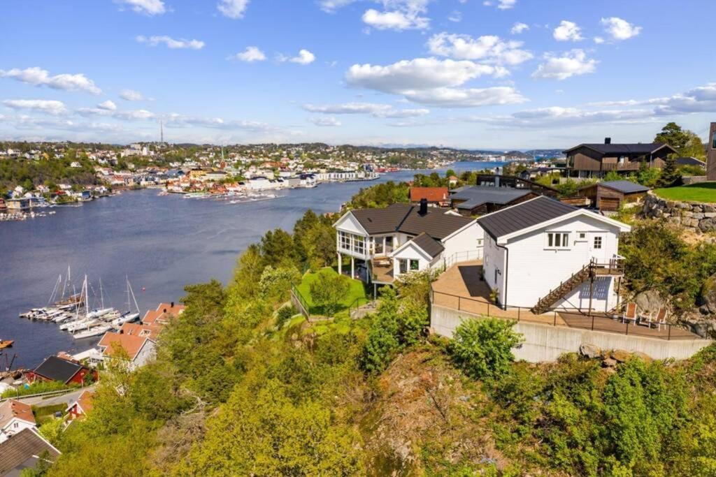 Apartment With Amazing Views - Free Parking Арендал Екстер'єр фото