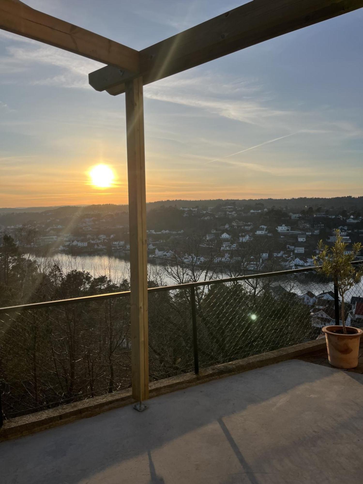 Apartment With Amazing Views - Free Parking Арендал Екстер'єр фото